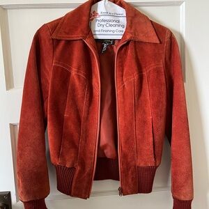 Vintage 70’s Women's Suede Jacket in Rust